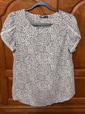 Black & White Dotted Short Sleeve Blouse by Fashion